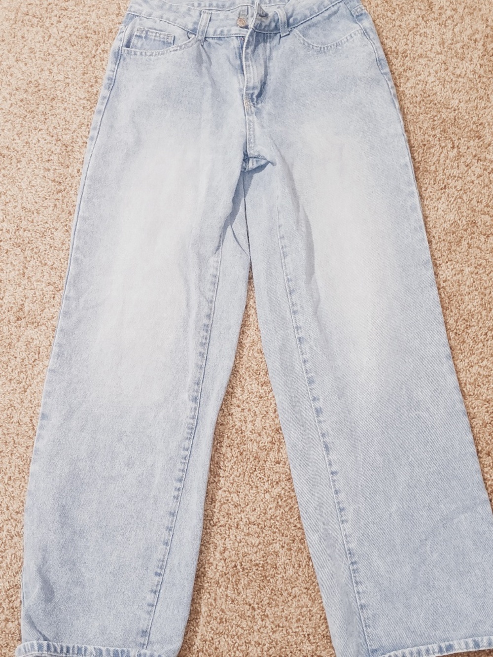 SHEIN Women's Light Wash Jeans